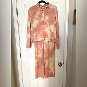 Hurley Loungewear set. Dusty Rose Color. The Dye. Size Large. New! Never worn.